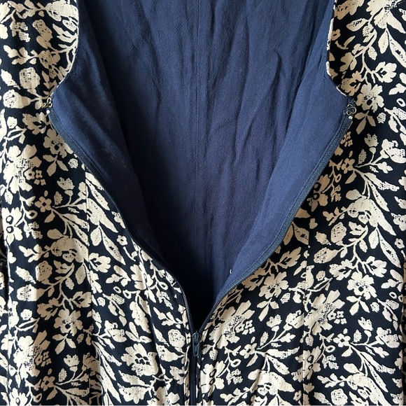 Urban Outfitters Lucca Floral Romper - Picture 5 of 8